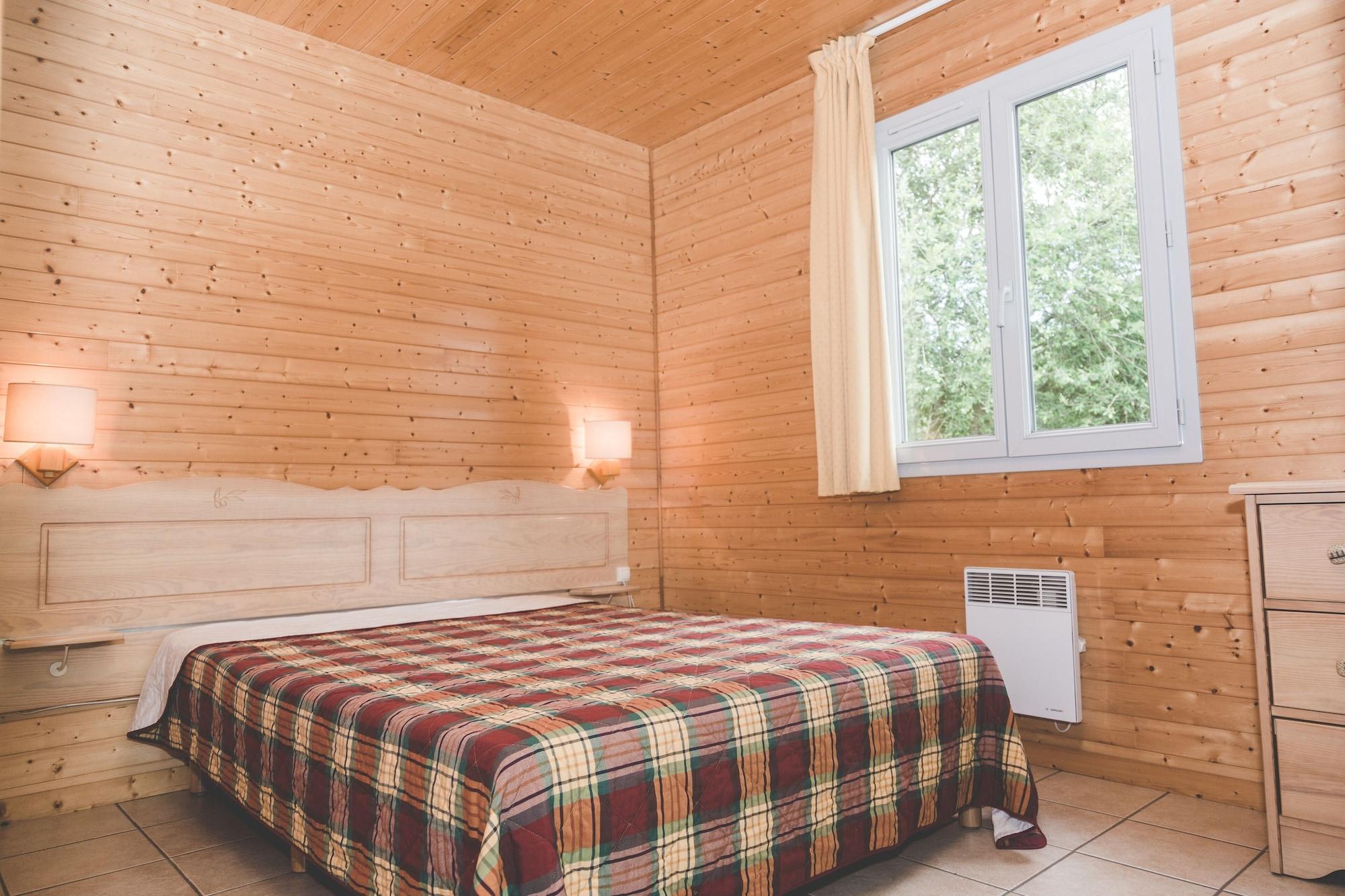 Vakantiepark Terres De France - Natura Pescalis 3*