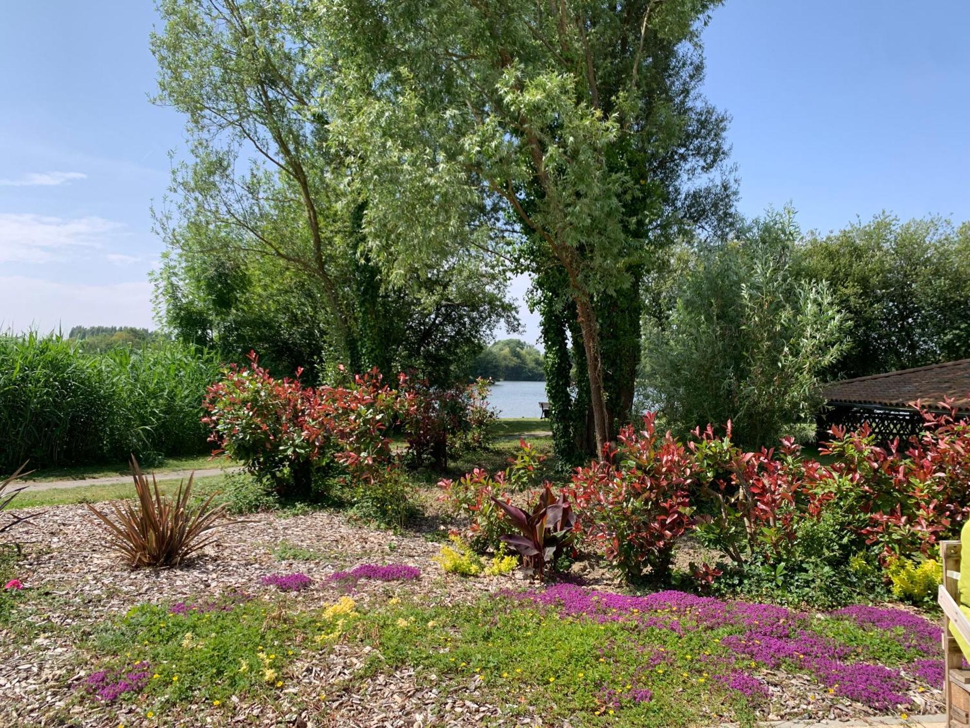 Vakantiepark Terres De France - Natura Pescalis 3*